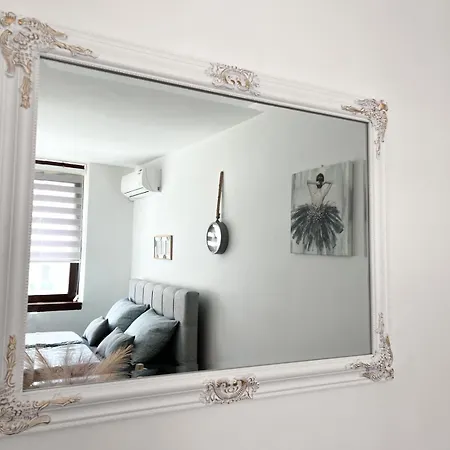 Nejra Apartment *
